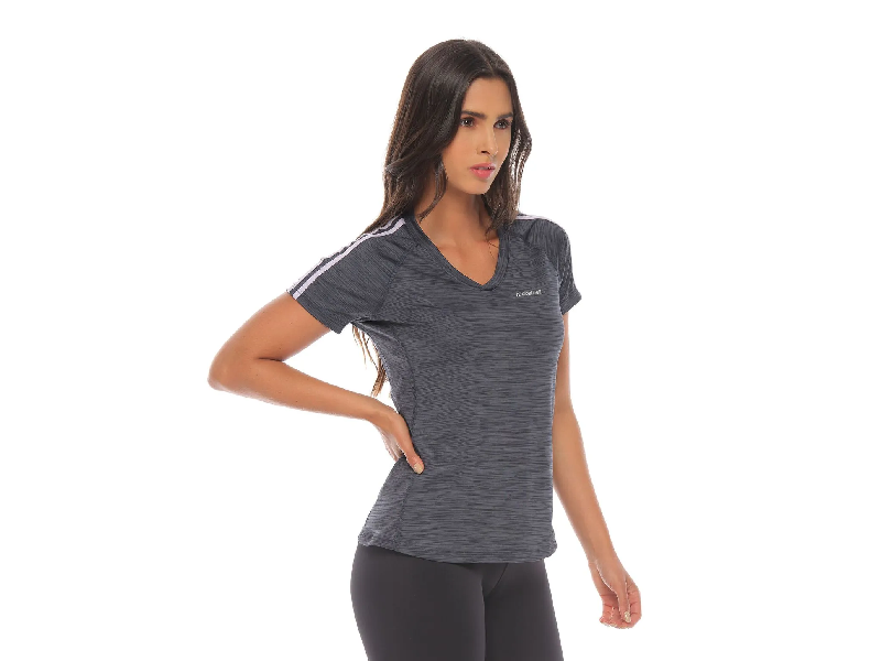 Camiseta Cuello V, Color Gris Oscuro / Lila Para Mujer