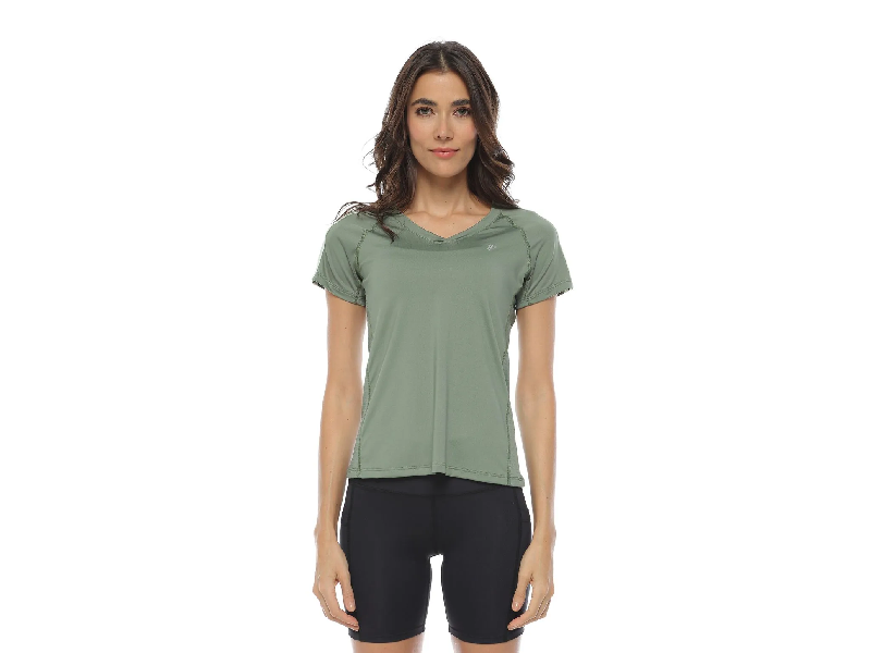 Camiseta Cuello V, Color Verde Oliva / Claro Para Mujer